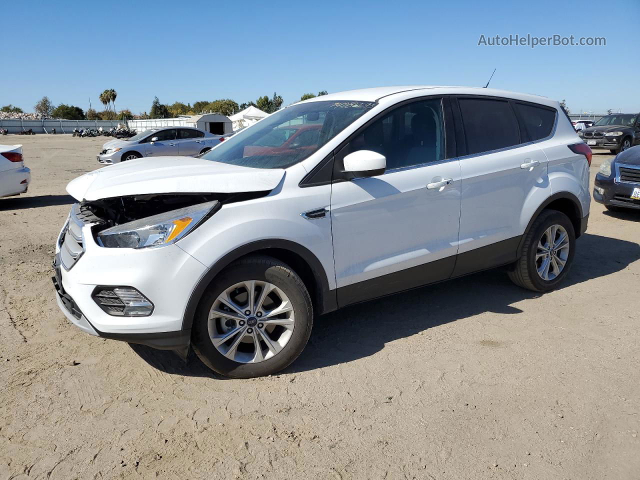 2019 Ford Escape Se White vin: 1FMCU0GD6KUC54989