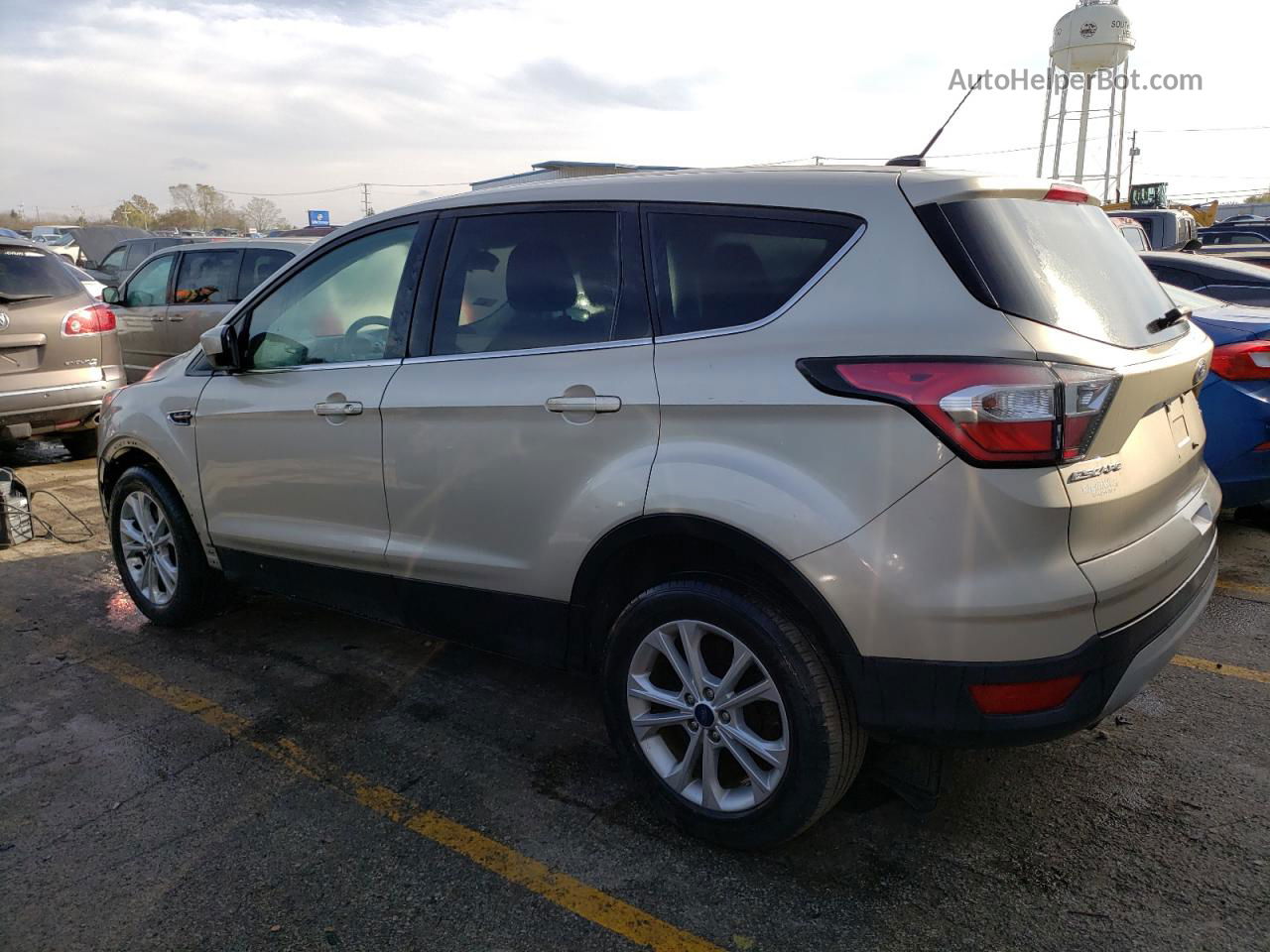 2017 Ford Escape Se Beige vin: 1FMCU0GD9HUA77055