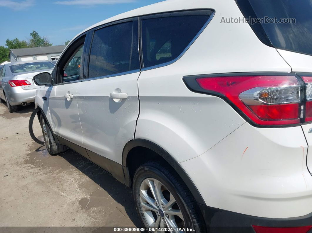 2017 Ford Escape Se White vin: 1FMCU0GD9HUB27629