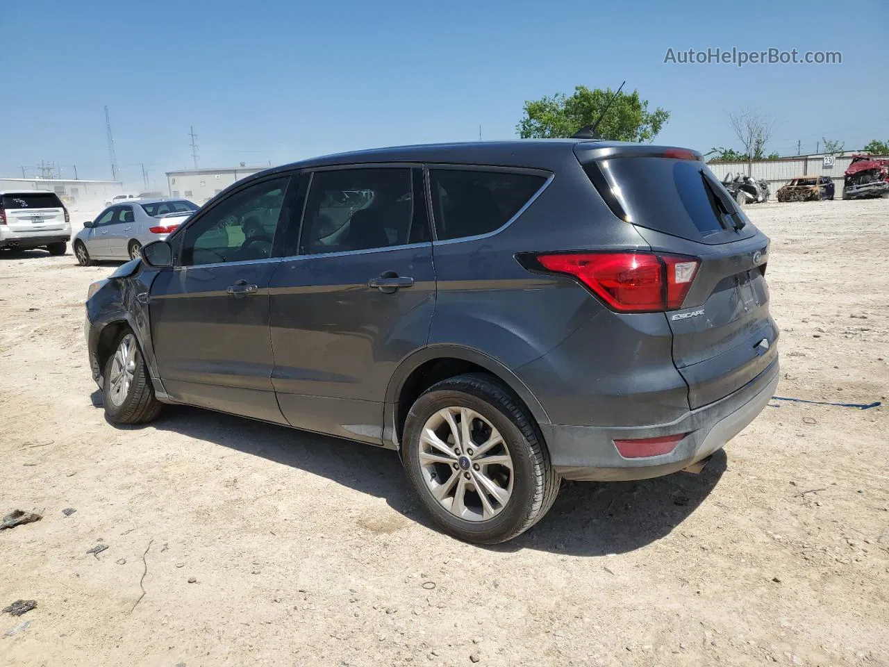 2019 Ford Escape Se Серый vin: 1FMCU0GD9KUA18241