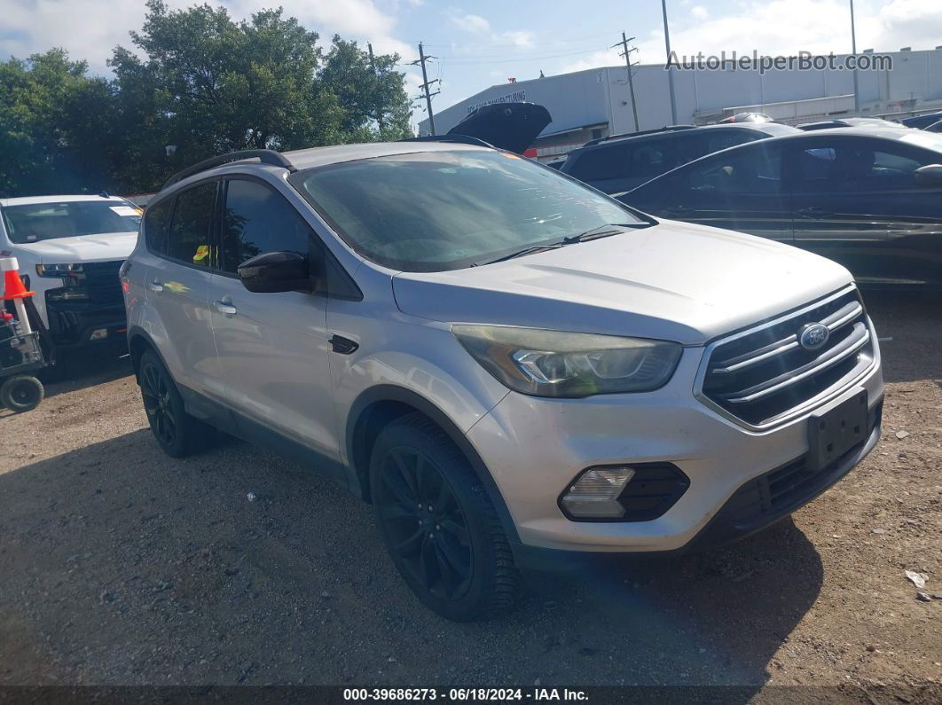 2017 Ford Escape Se Silver vin: 1FMCU0GDXHUA13364