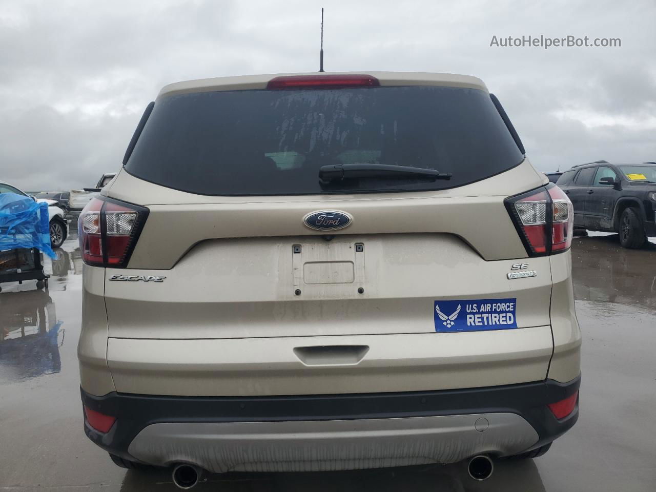 2017 Ford Escape Se Желто-коричневый vin: 1FMCU0GDXHUC34026