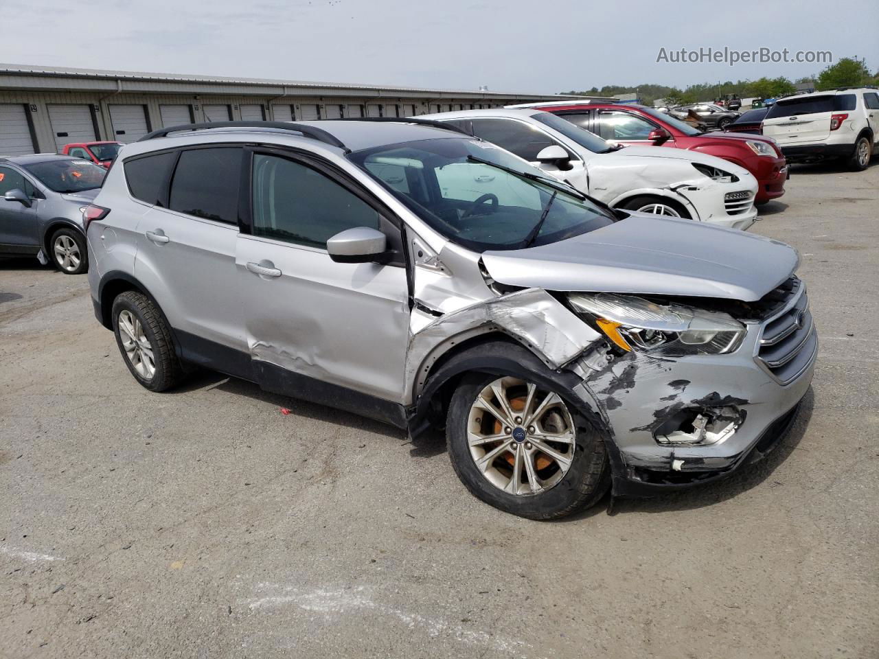 2017 Ford Escape Se Серебряный vin: 1FMCU0GDXHUC94159