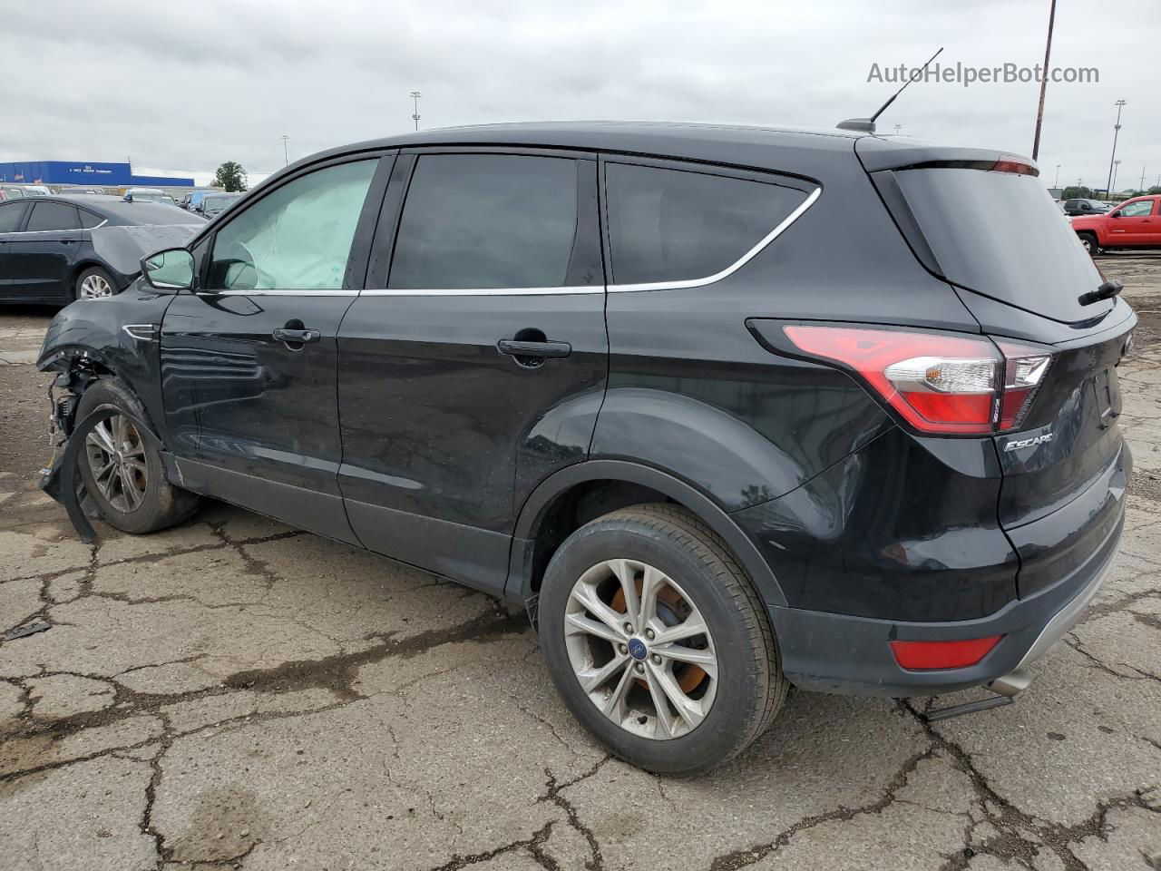 2017 Ford Escape Se Черный vin: 1FMCU0GDXHUE69686