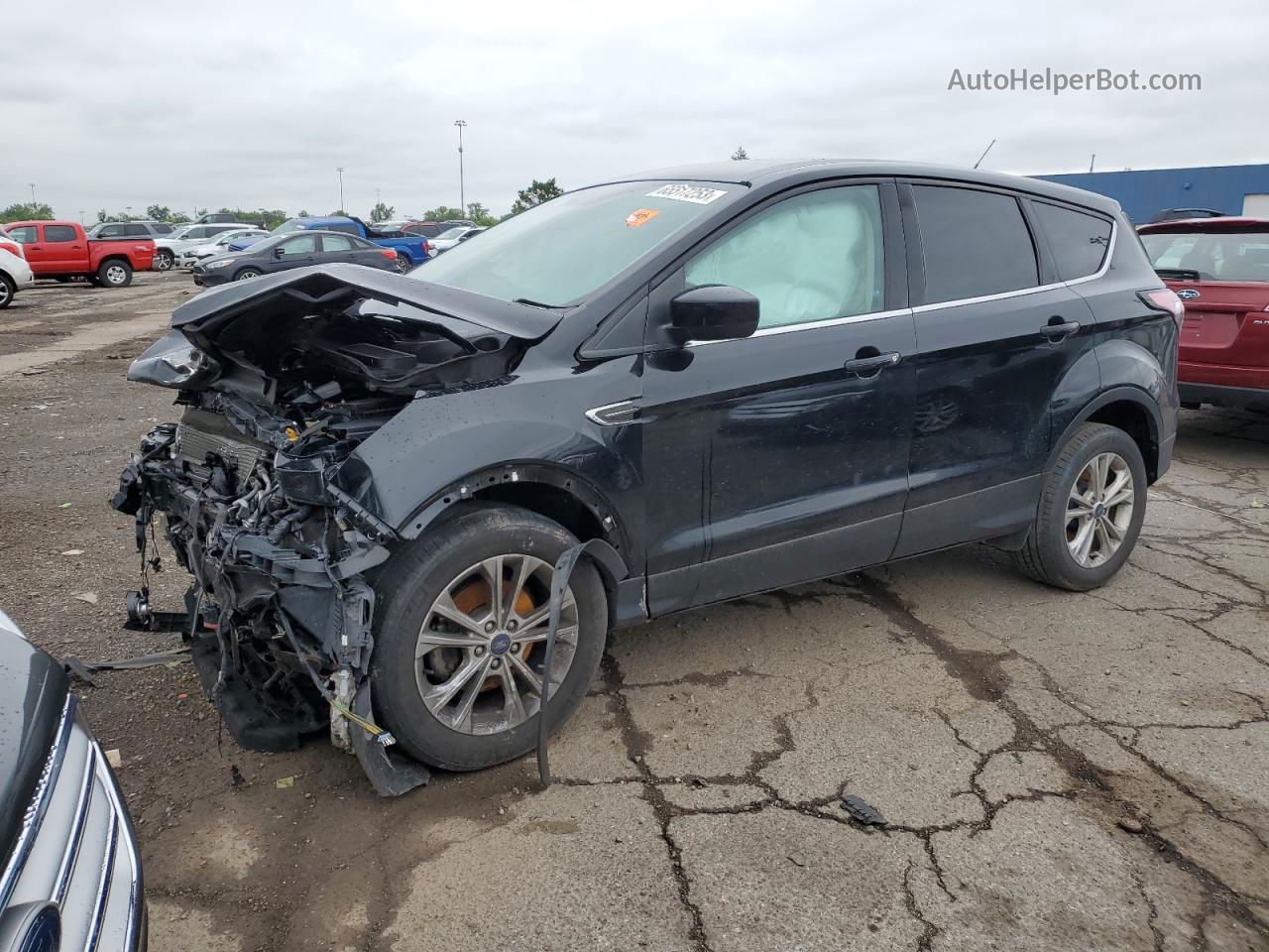 2017 Ford Escape Se Черный vin: 1FMCU0GDXHUE69686