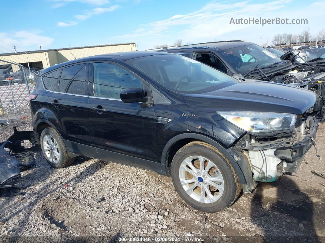 2017 Ford Escape Se Черный vin: 1FMCU0GDXHUE84219