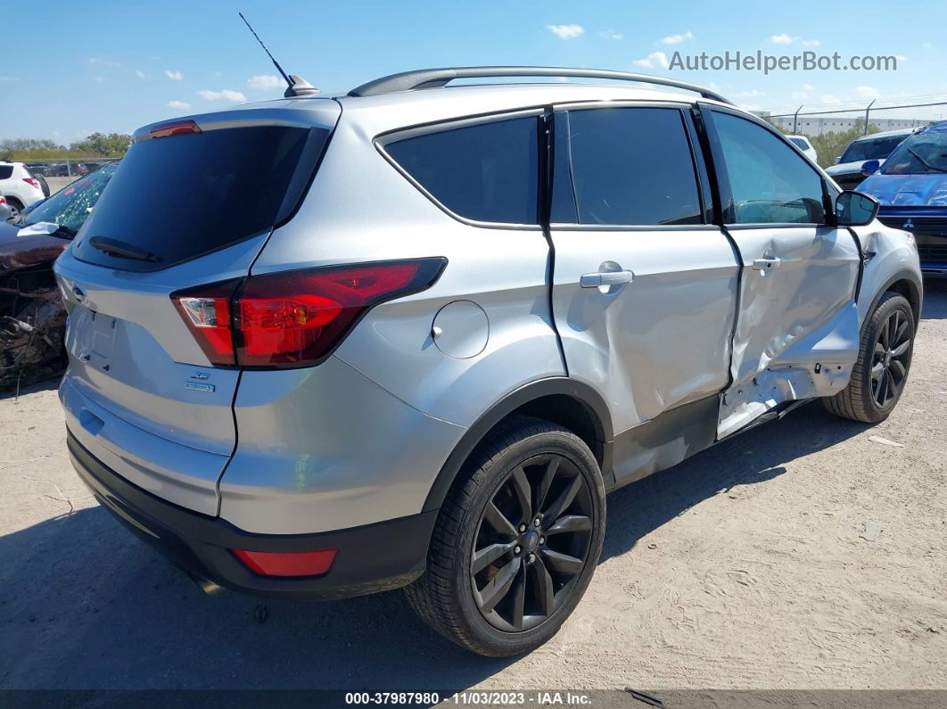 2019 Ford Escape Se Серебряный vin: 1FMCU0GDXKUC25320