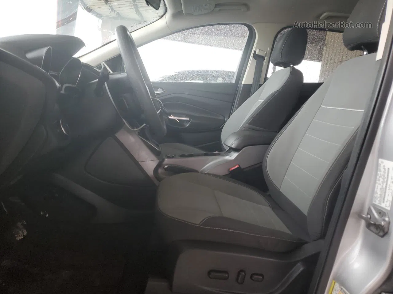 2014 Ford Escape Se Серебряный vin: 1FMCU0GX1EUB39568