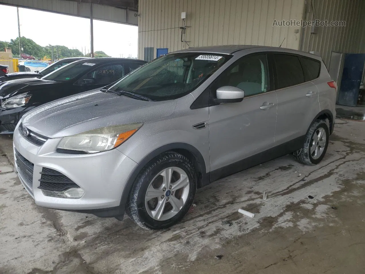 2014 Ford Escape Se Серебряный vin: 1FMCU0GX1EUB39568