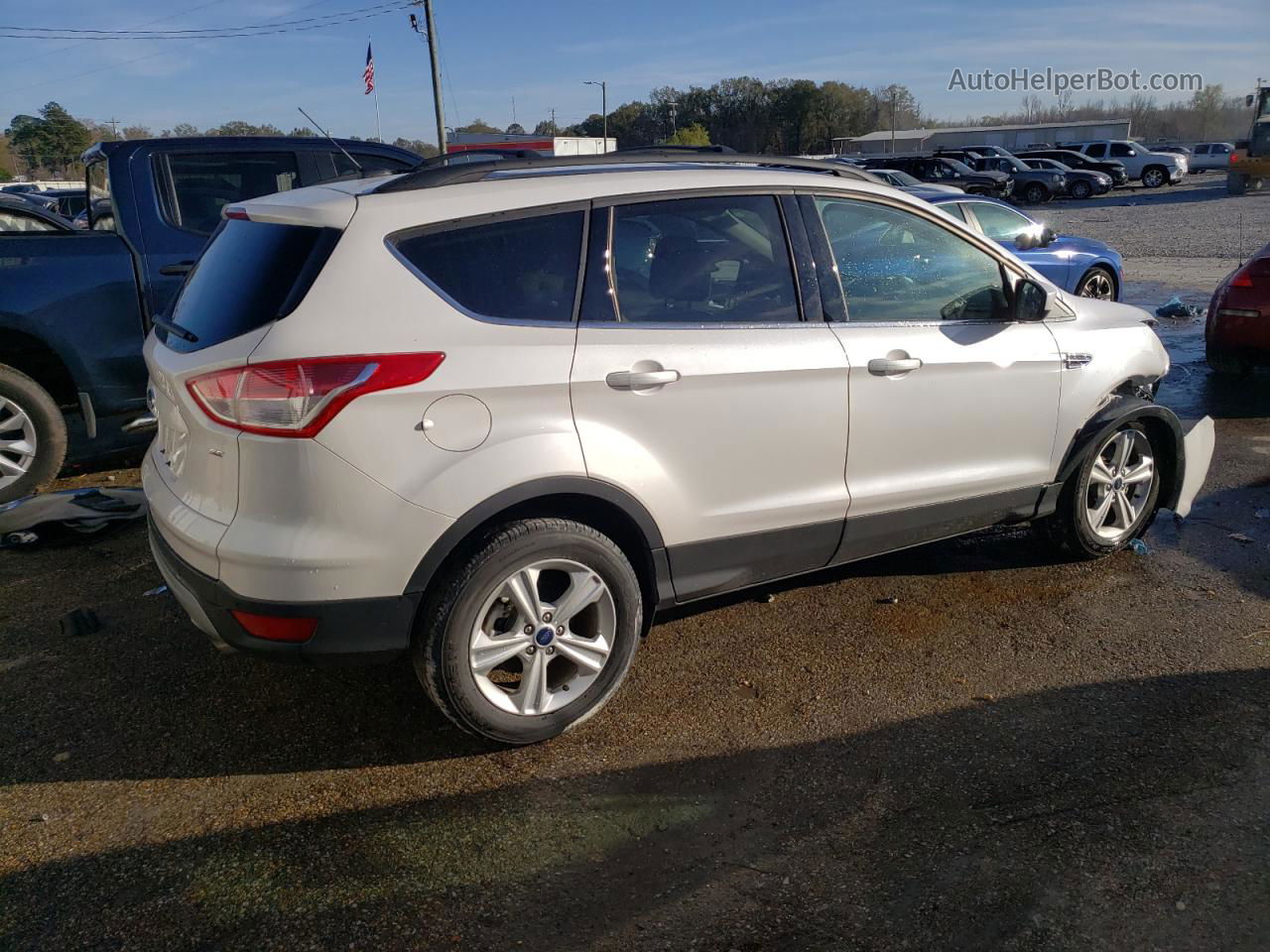 2015 Ford Escape Se White vin: 1FMCU0GX3FUB88112