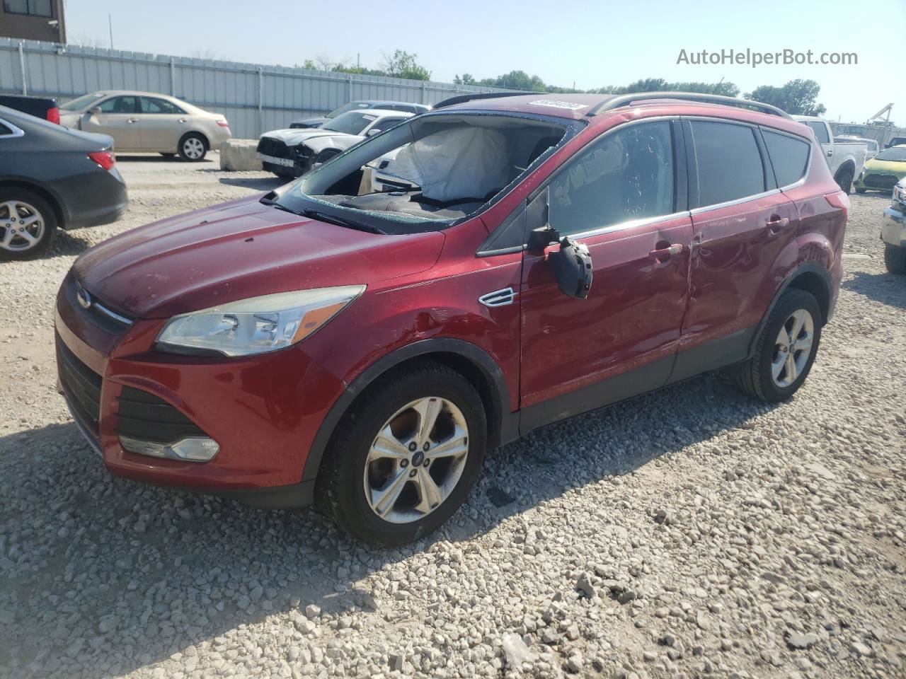 2013 Ford Escape Se Красный vin: 1FMCU0GX4DUB81134