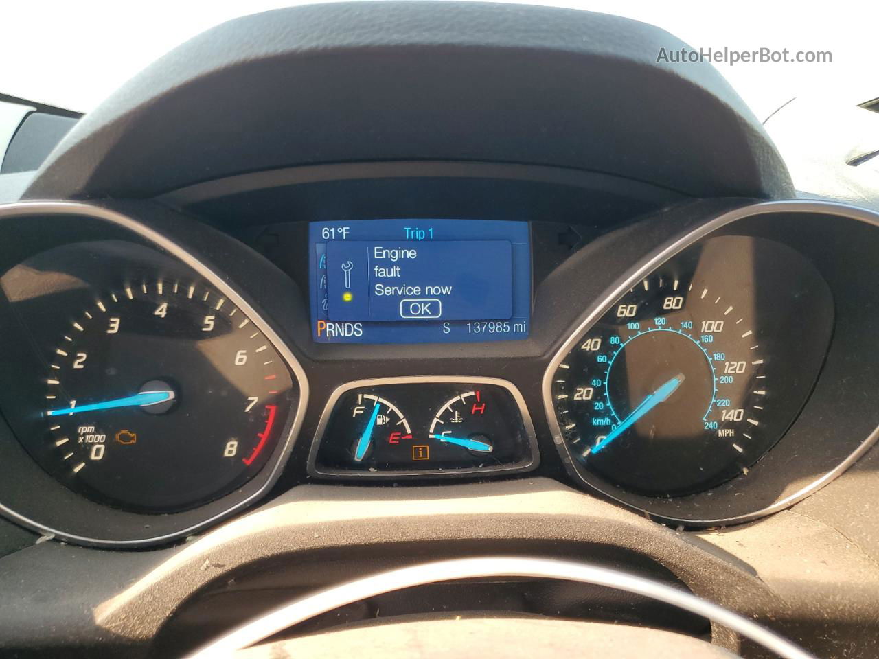 2014 Ford Escape Se Красный vin: 1FMCU0GX5EUC49474