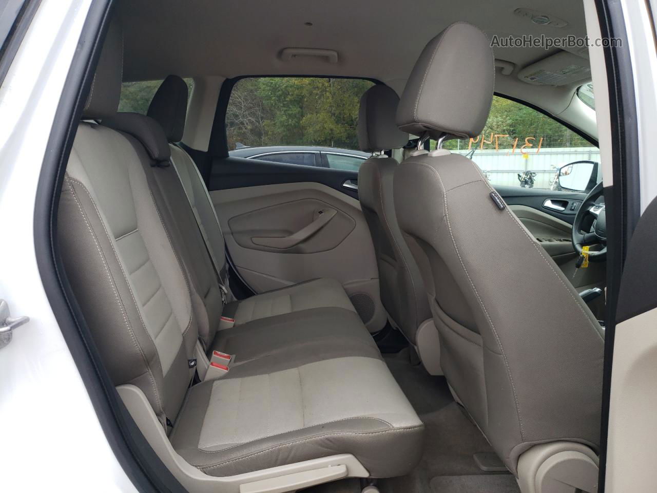 2013 Ford Escape Se Белый vin: 1FMCU0GX6DUA54918