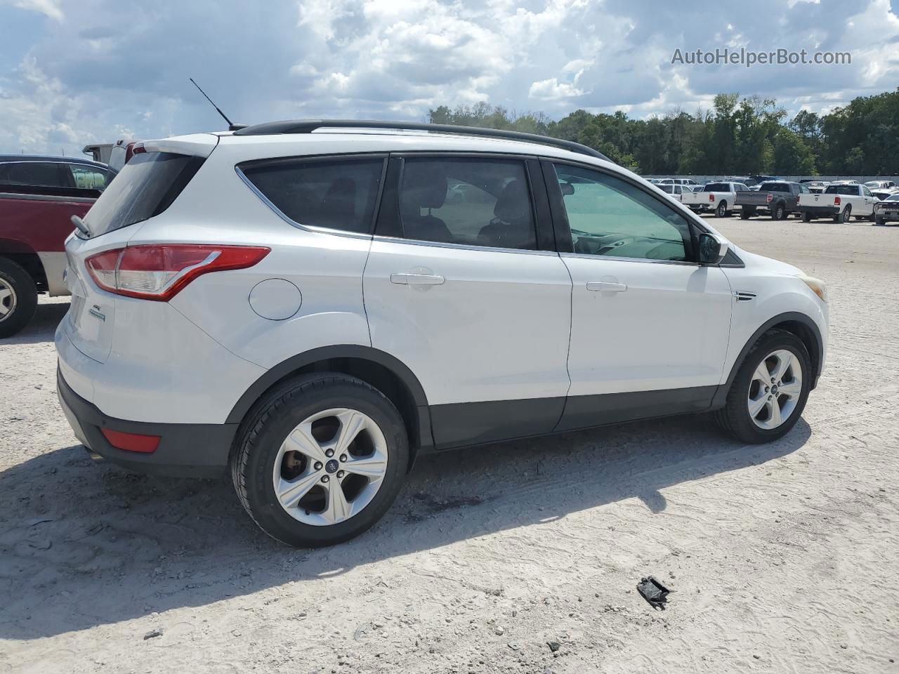 2016 Ford Escape Se White vin: 1FMCU0GX9GUA60877