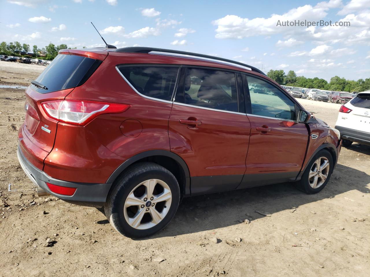 2015 Ford Escape Se Красный vin: 1FMCU0GXXFUC87154