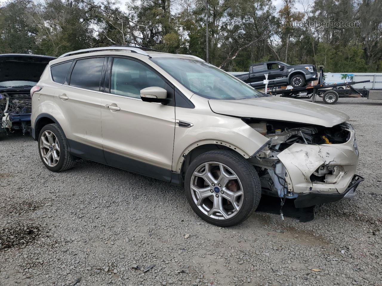 2017 Ford Escape Titanium Beige vin: 1FMCU0J97HUA75874