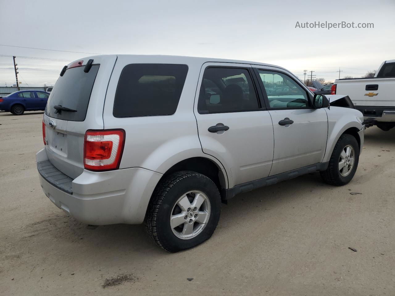 2009 Ford Escape Xls Silver vin: 1FMCU92719KB70154