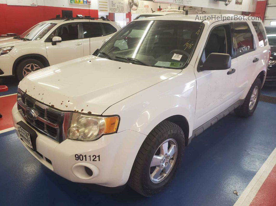 2009 Ford Escape Xls White vin: 1FMCU92789KC38708