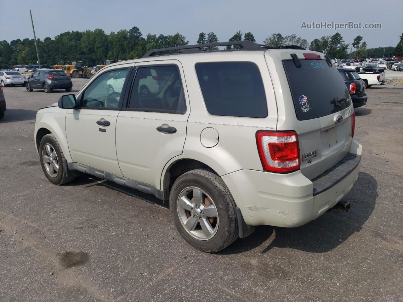 2009 Ford Escape Xlt Beige vin: 1FMCU93G09KC59406