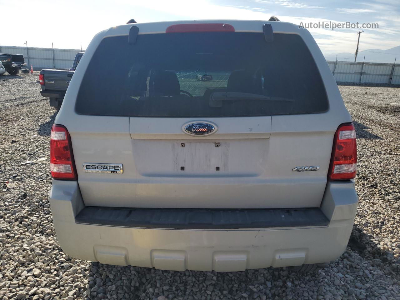 2009 Ford Escape Xlt Beige vin: 1FMCU93G69KA18031