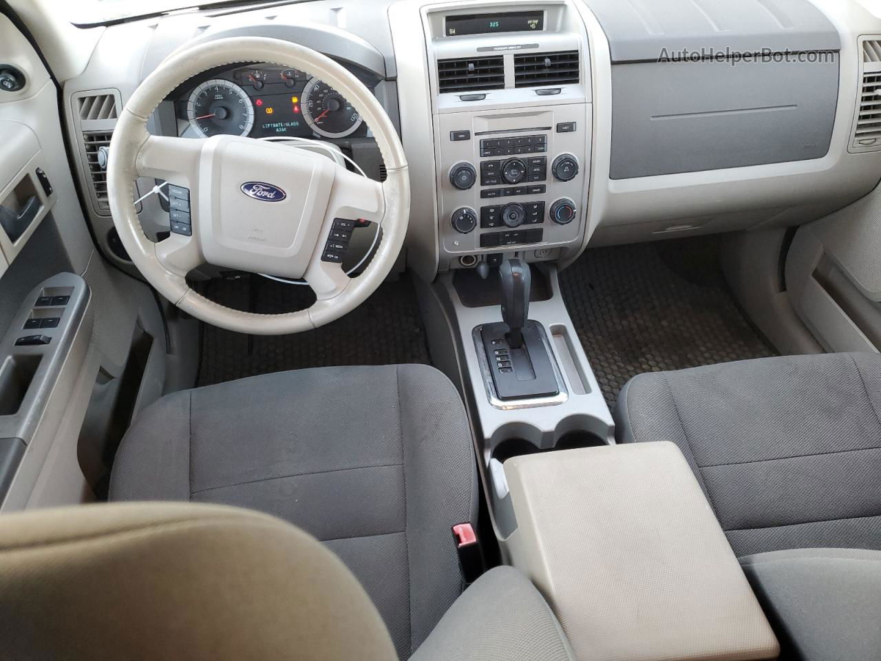 2009 Ford Escape Xlt Белый vin: 1FMCU93G89KA15308