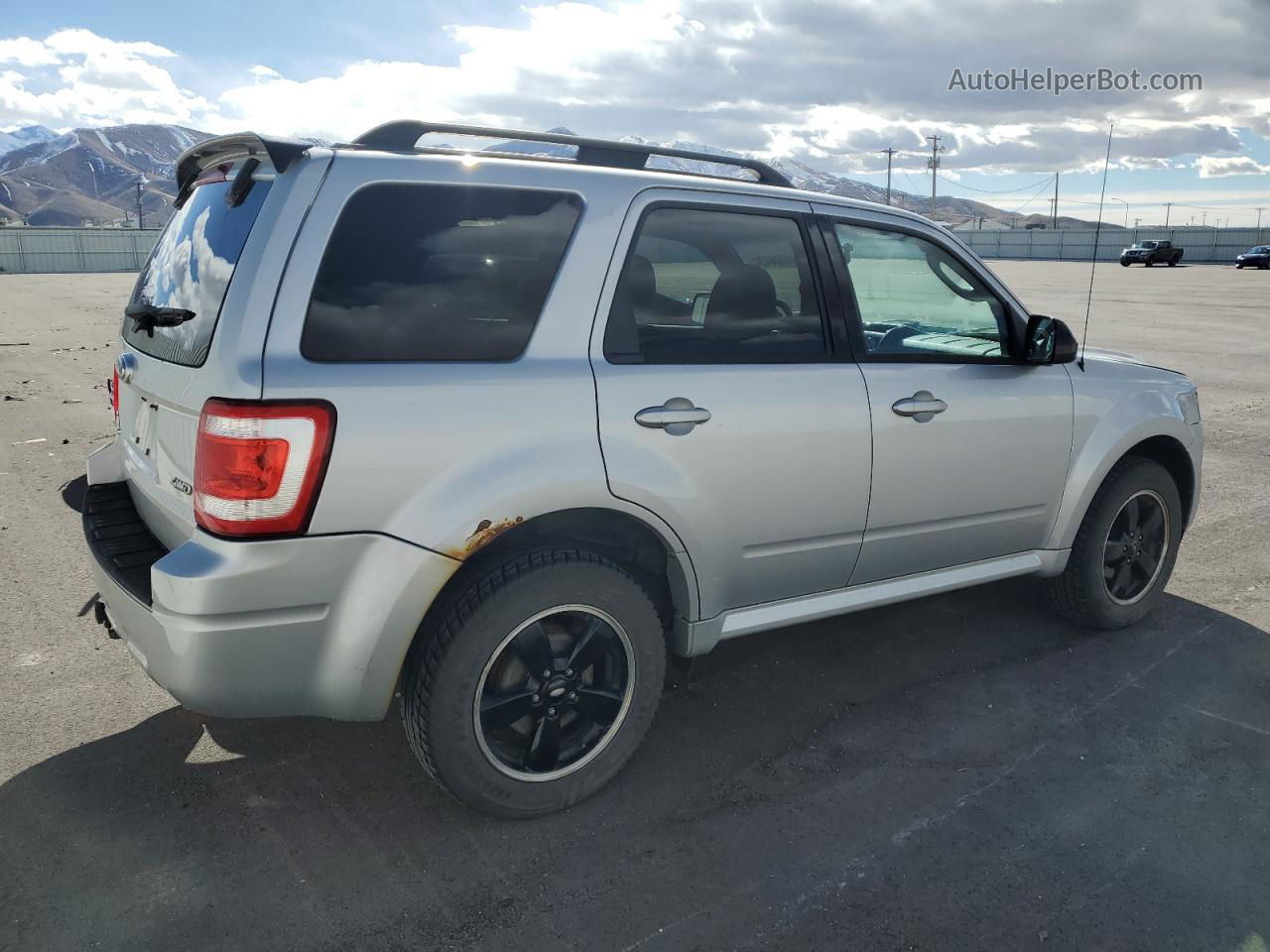 2009 Ford Escape Xlt Silver vin: 1FMCU93GX9KC67609