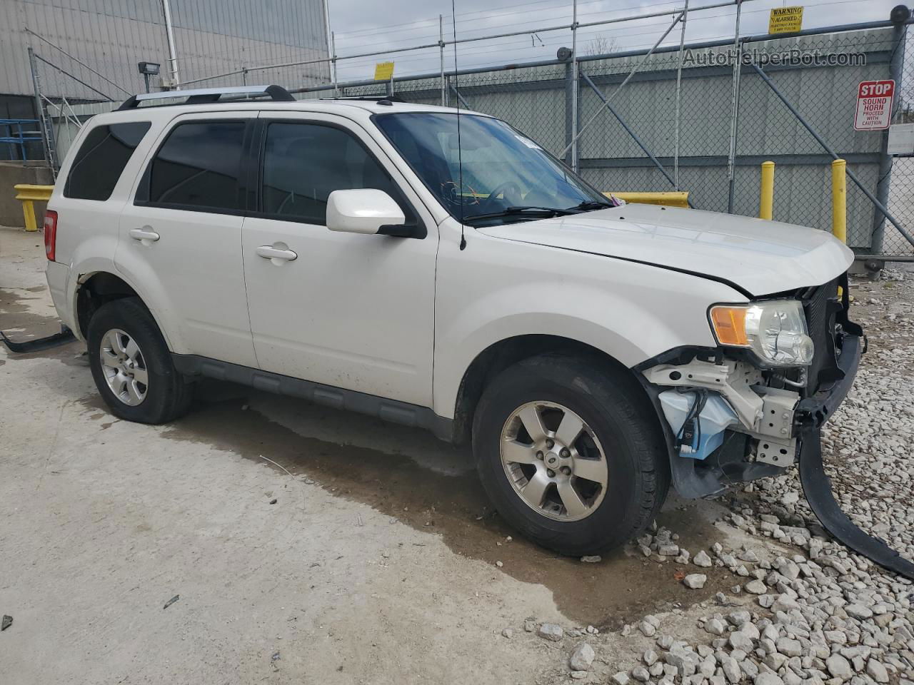 2009 Ford Escape Limited White vin: 1FMCU94GX9KC56589