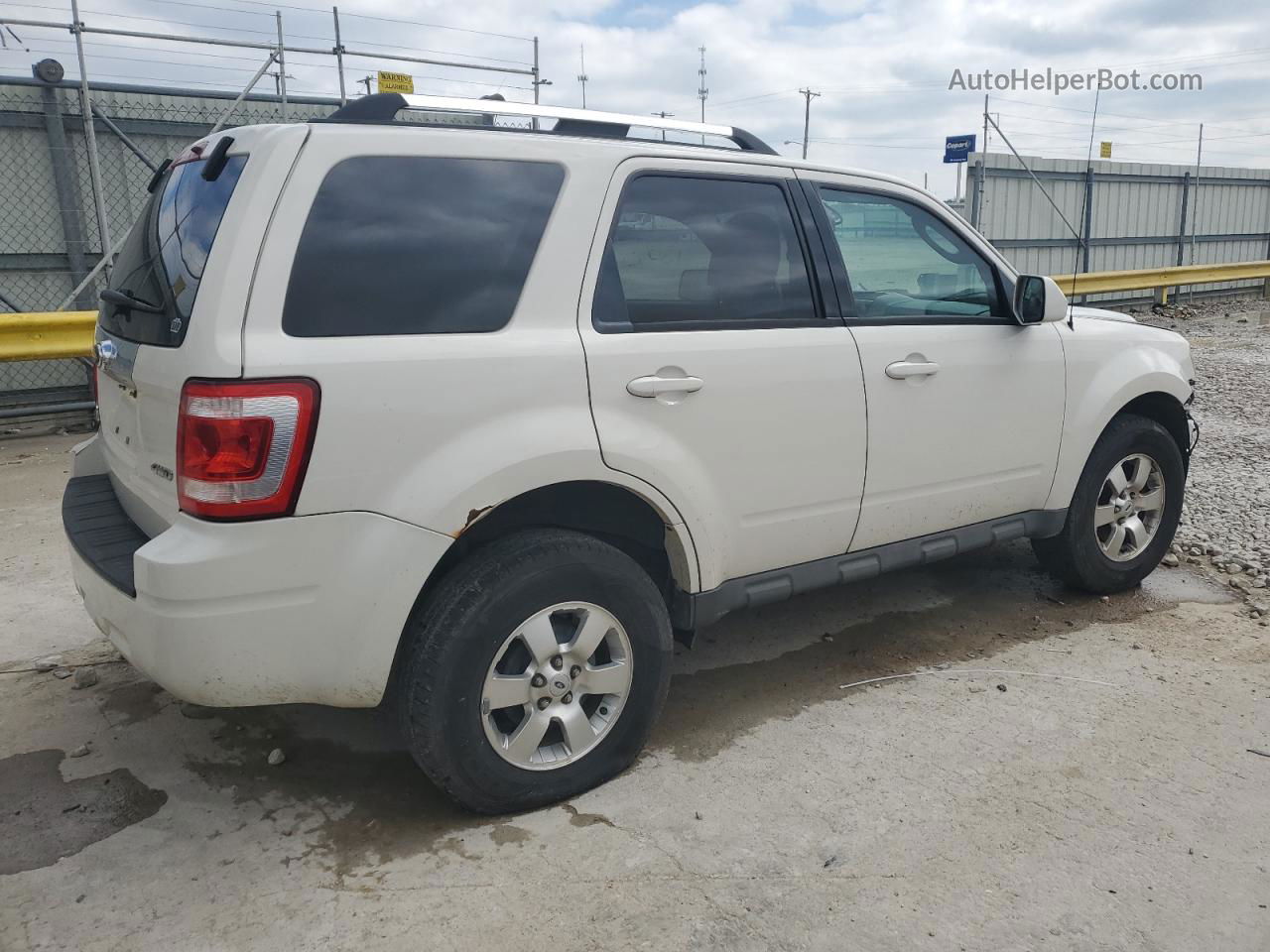 2009 Ford Escape Limited White vin: 1FMCU94GX9KC56589