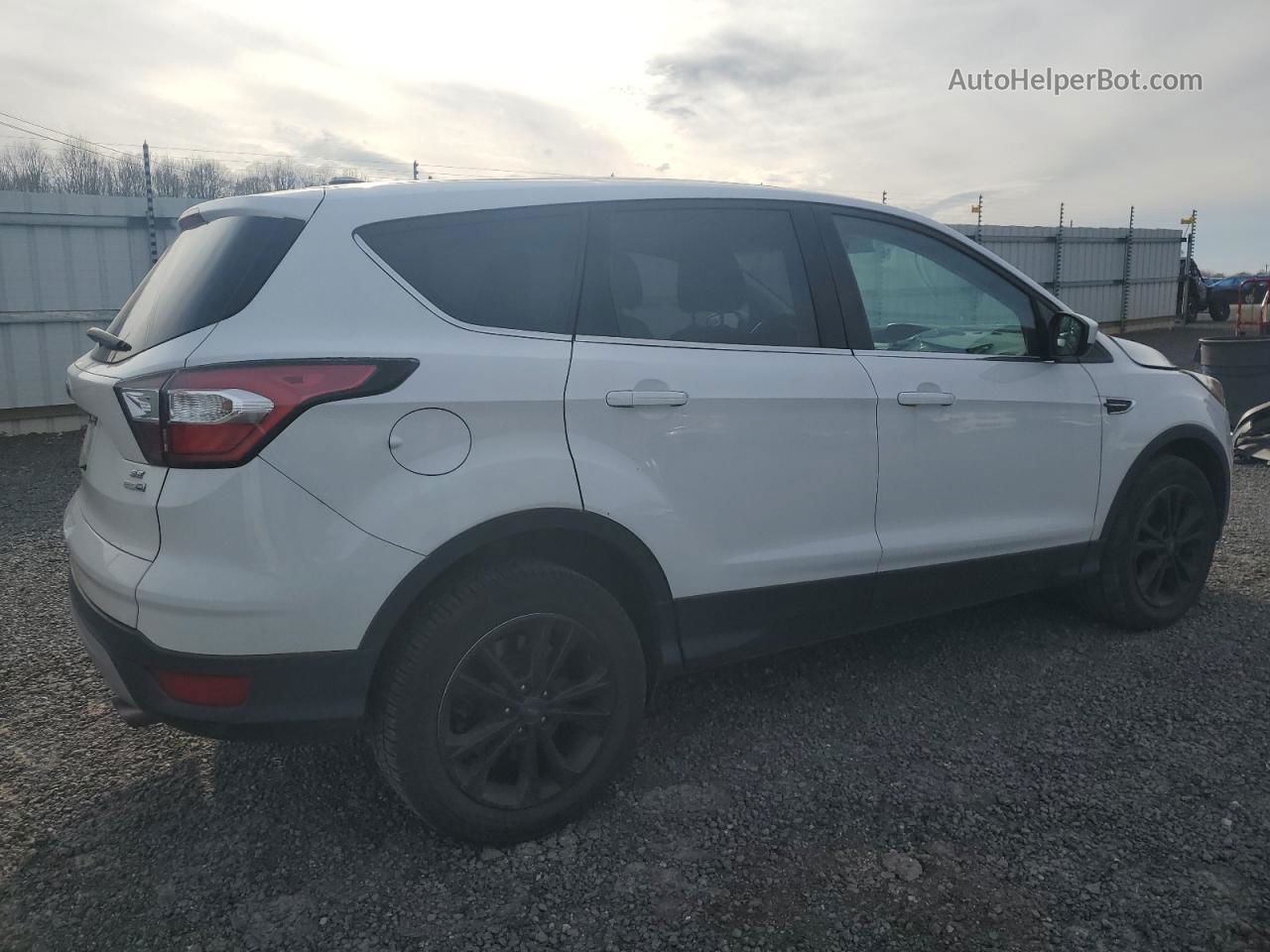 2017 Ford Escape Se White vin: 1FMCU9G91HUA51484