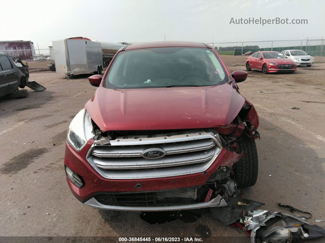 2017 Ford Escape Se Красный vin: 1FMCU9G91HUB80860