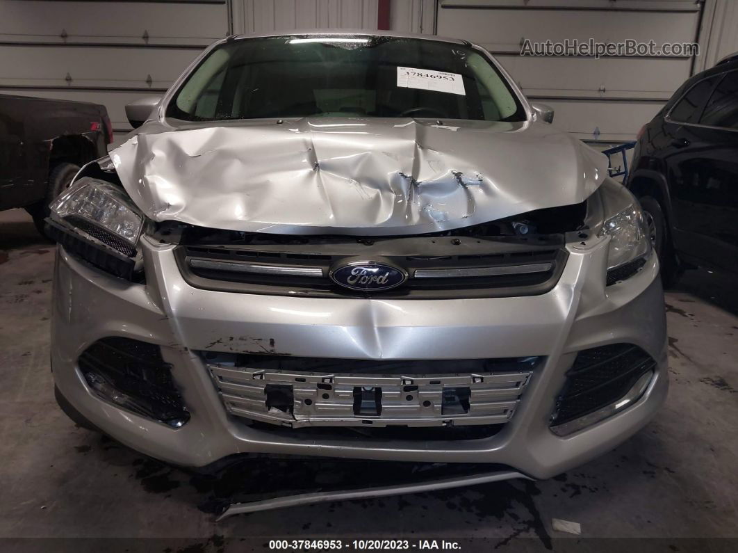 2016 Ford Escape Se Серебряный vin: 1FMCU9G92GUB63161