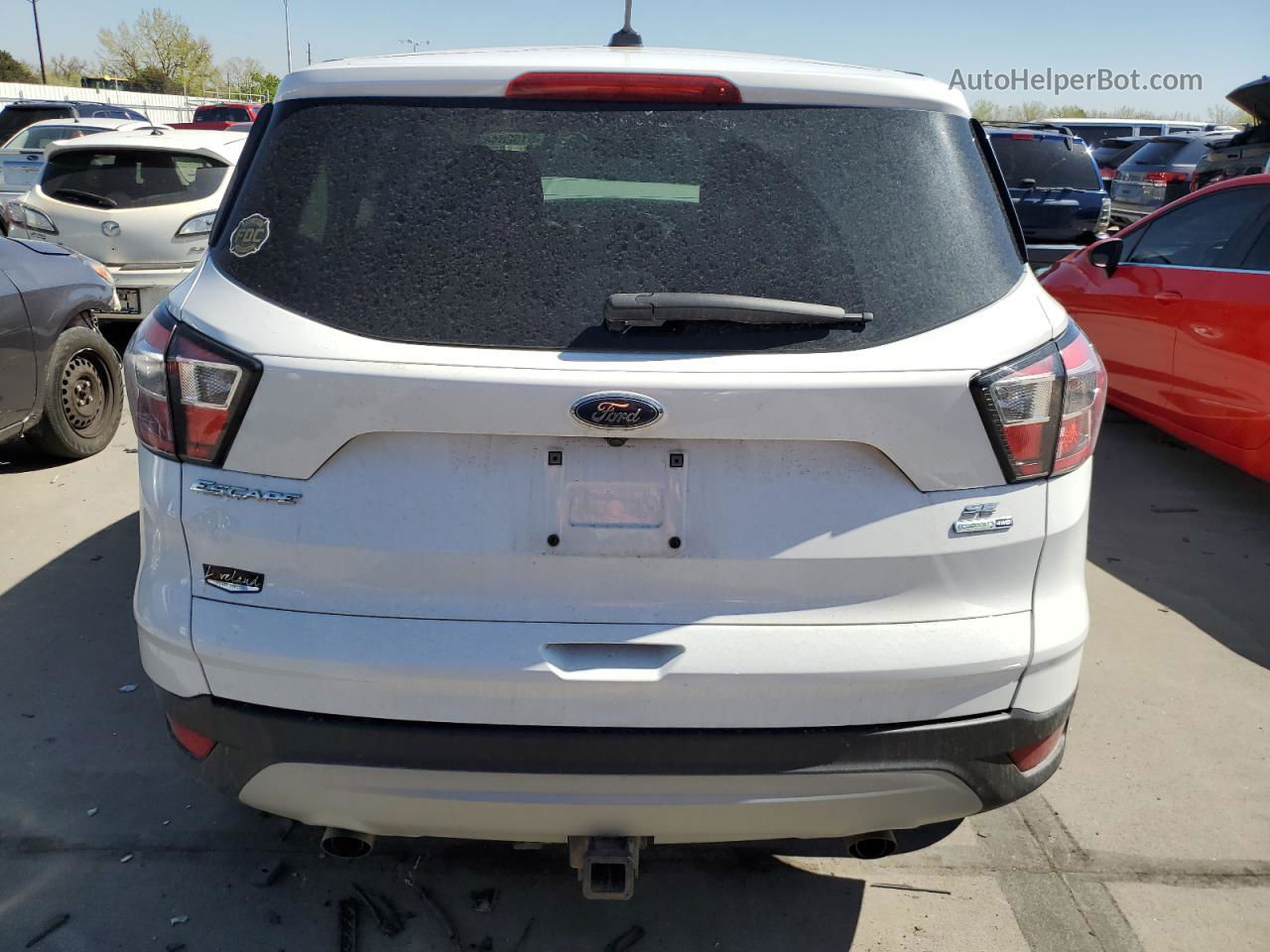 2017 Ford Escape Se Белый vin: 1FMCU9G92HUB89311