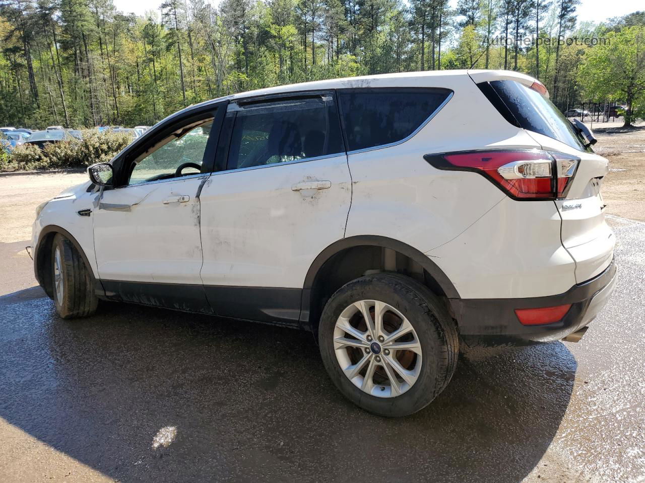 2017 Ford Escape Se White vin: 1FMCU9G93HUA62566