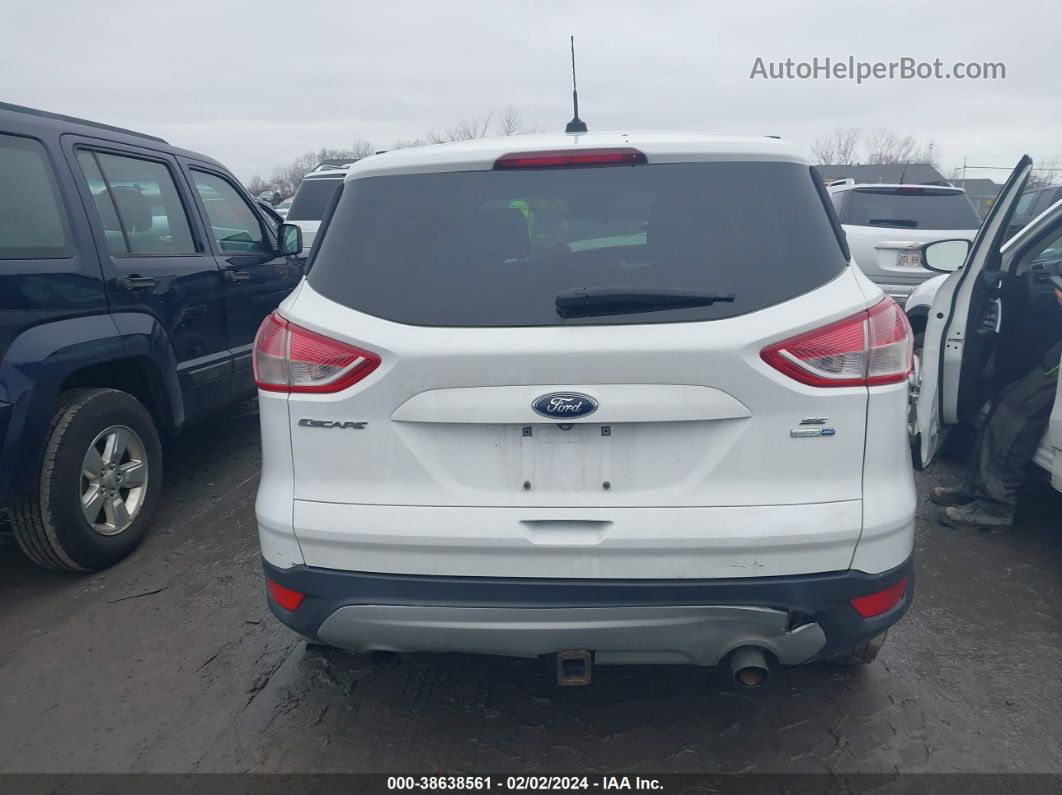 2016 Ford Escape Se Белый vin: 1FMCU9G98GUA62917