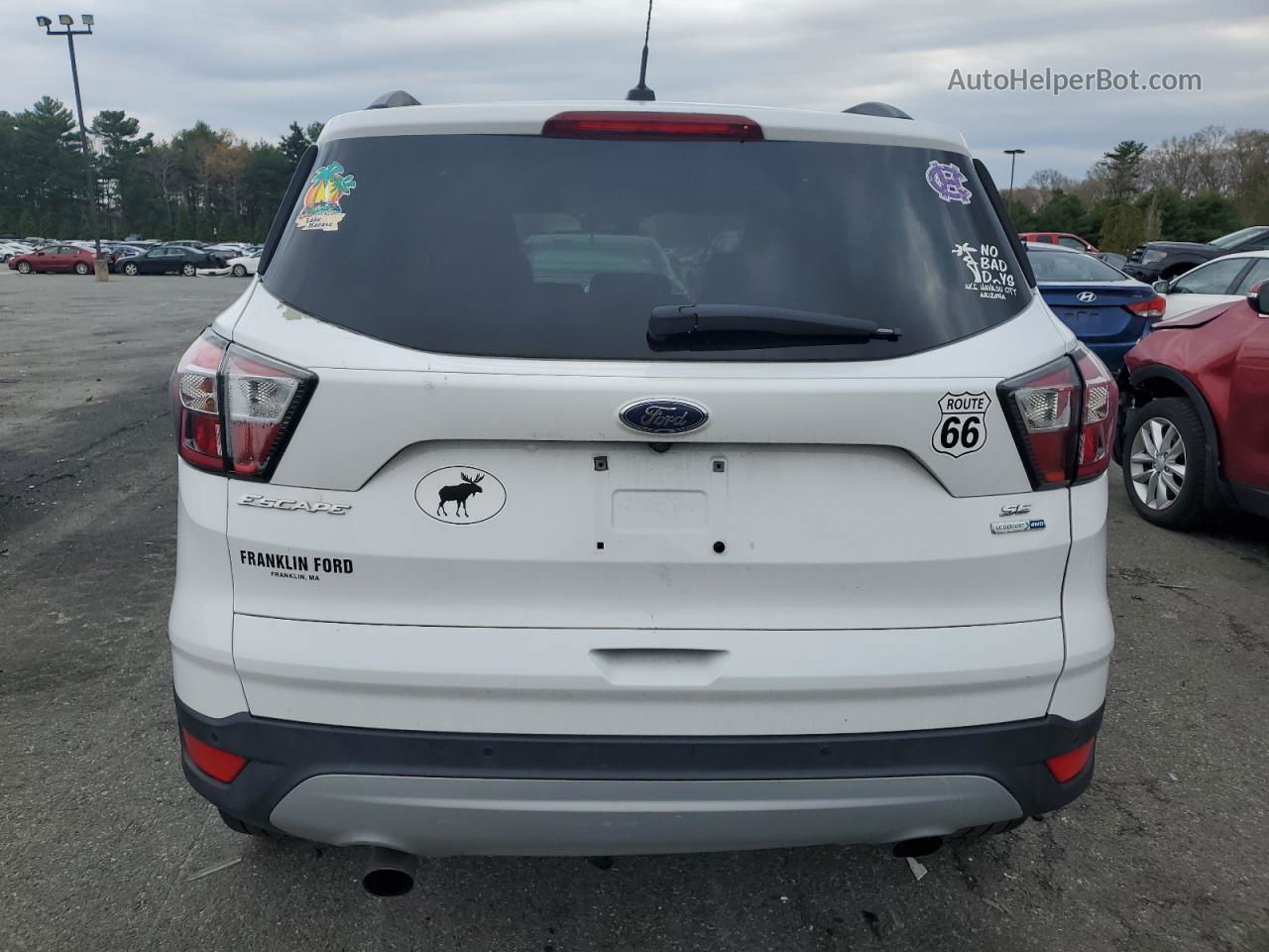 2017 Ford Escape Se White vin: 1FMCU9G98HUA25707