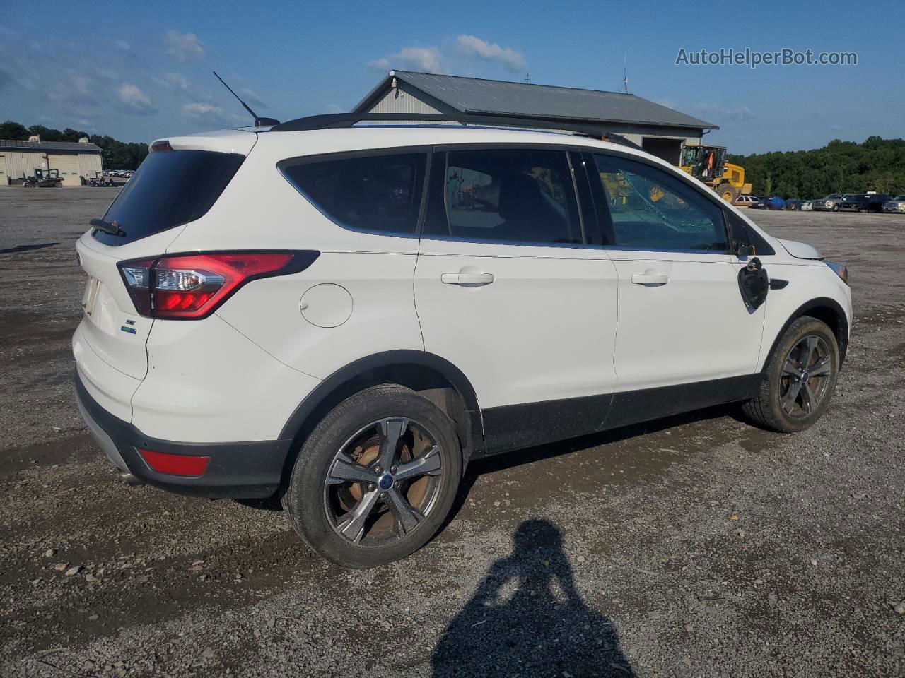 2017 Ford Escape Se White vin: 1FMCU9GD1HUA87843