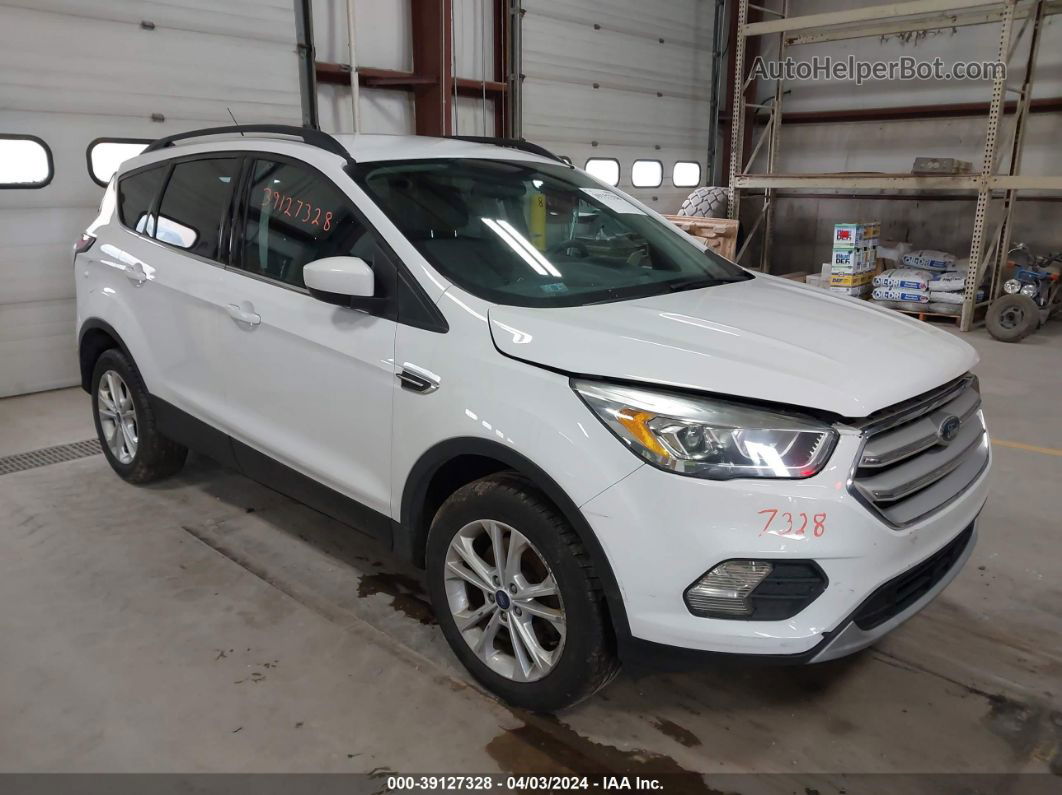 2017 Ford Escape Se Белый vin: 1FMCU9GD1HUB01448