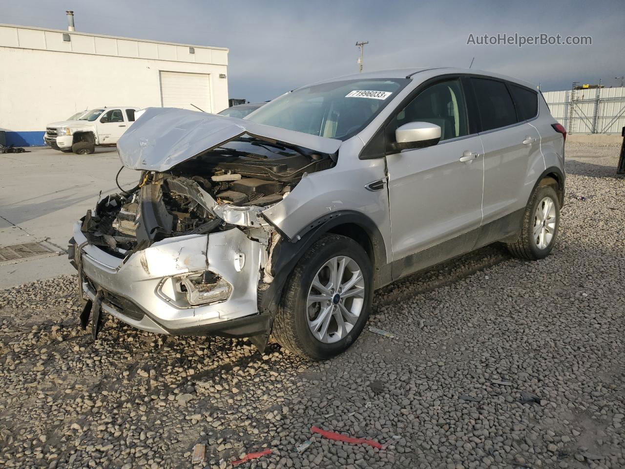 2019 Ford Escape Se Silver vin: 1FMCU9GD1KUB10061