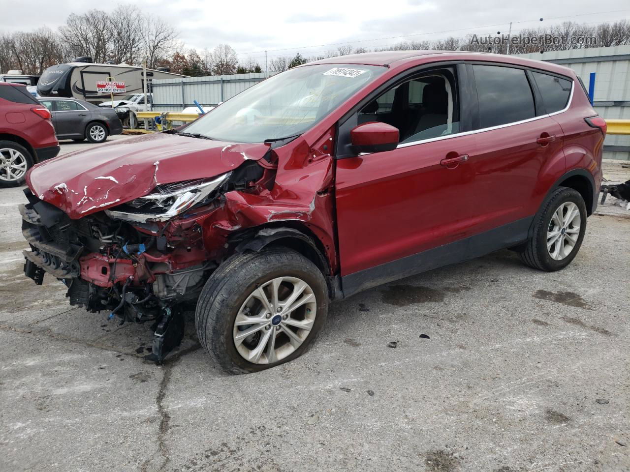 2019 Ford Escape Se Red vin: 1FMCU9GD2KUC26420