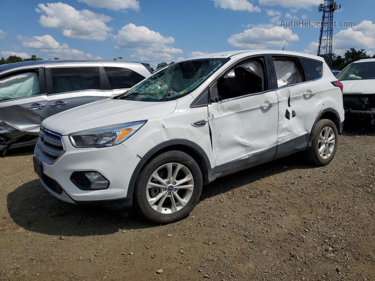 2019 Ford Escape Se Белый vin: 1FMCU9GD3KUA07823