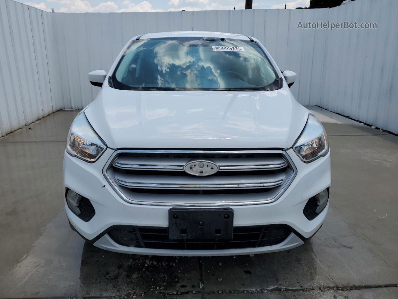 2019 Ford Escape Se White vin: 1FMCU9GD3KUB43126