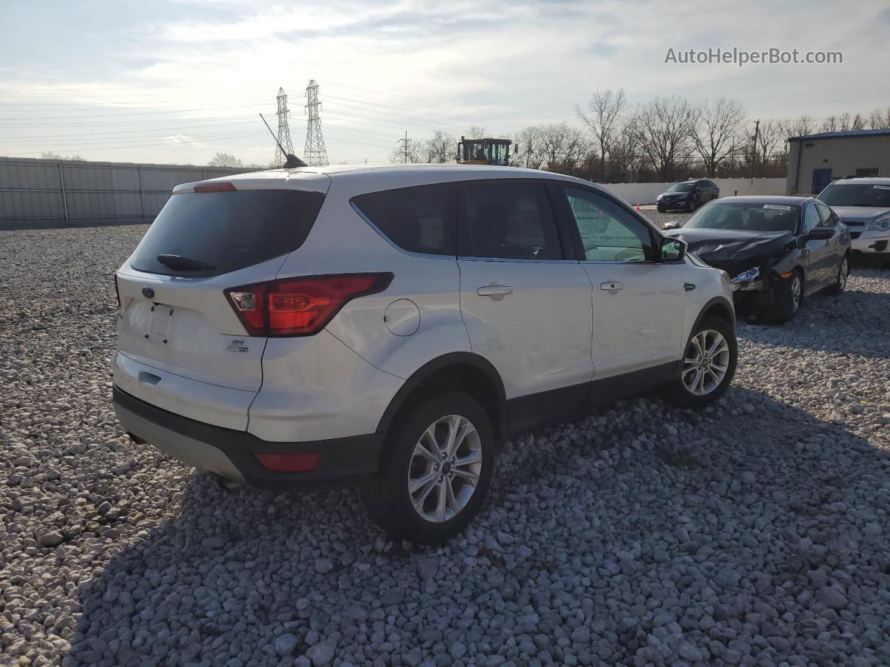 2019 Ford Escape Se White vin: 1FMCU9GD3KUB51677