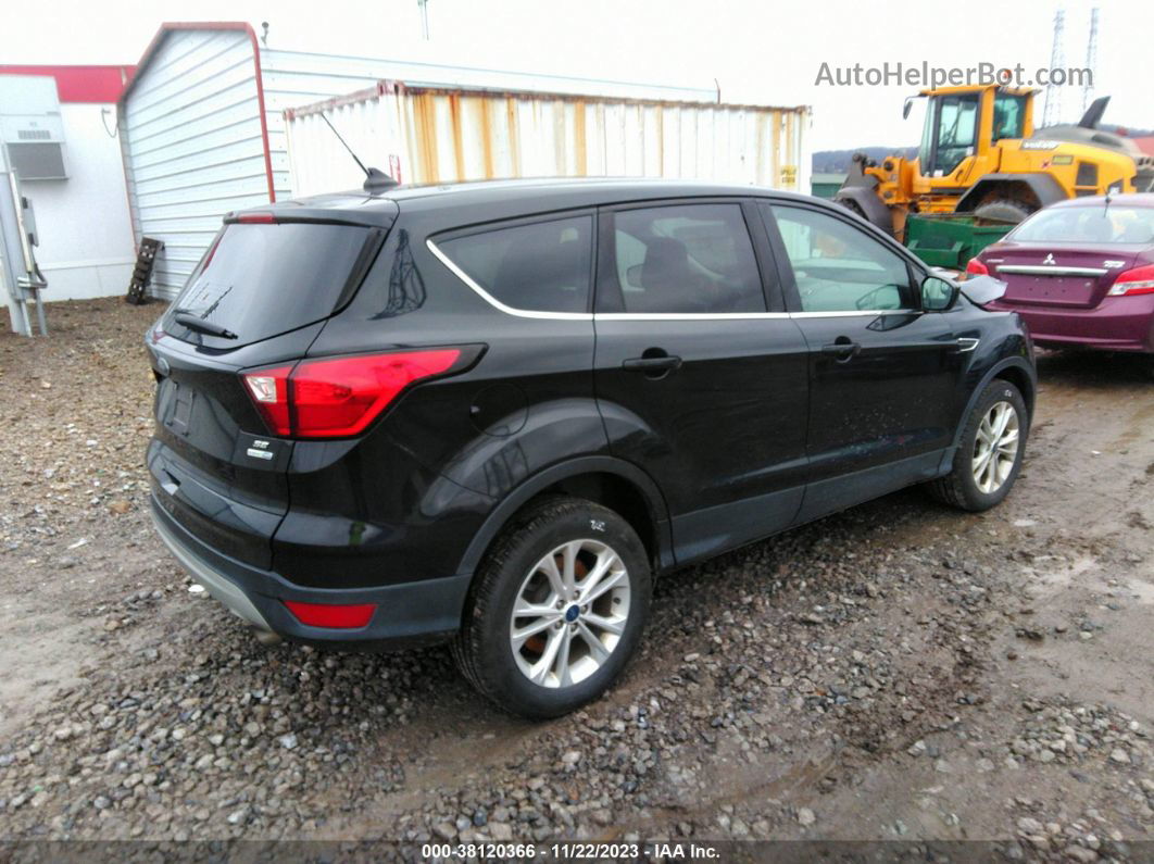 2019 Ford Escape Se Черный vin: 1FMCU9GD3KUB52201