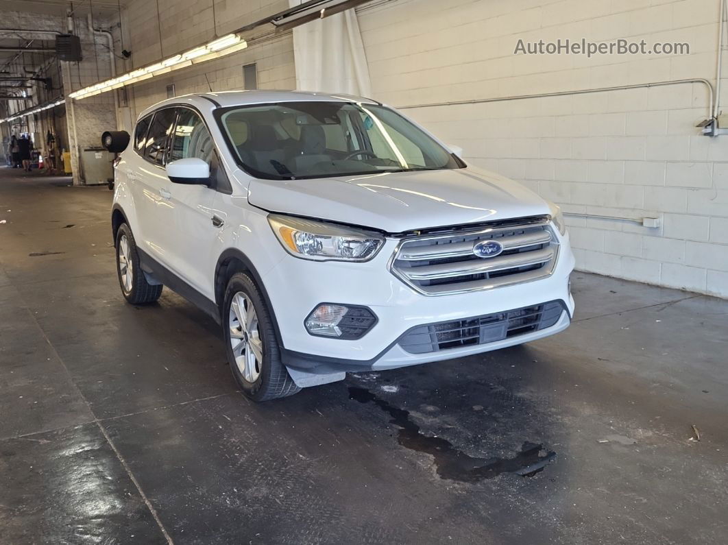 2019 Ford Escape Se Неизвестно vin: 1FMCU9GD3KUB82525