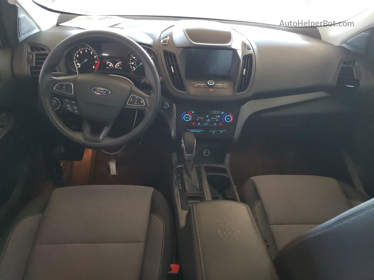 2019 Ford Escape Se Серебряный vin: 1FMCU9GD3KUC36681