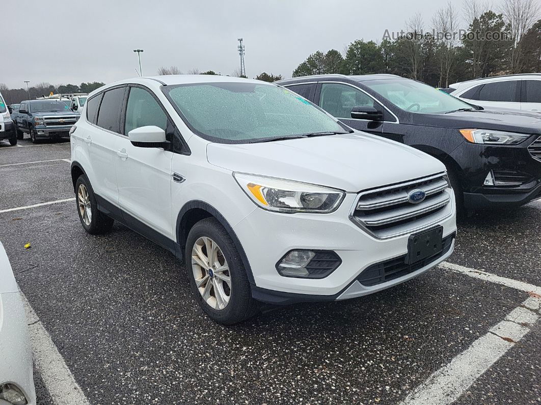 2017 Ford Escape Se vin: 1FMCU9GD4HUA54870