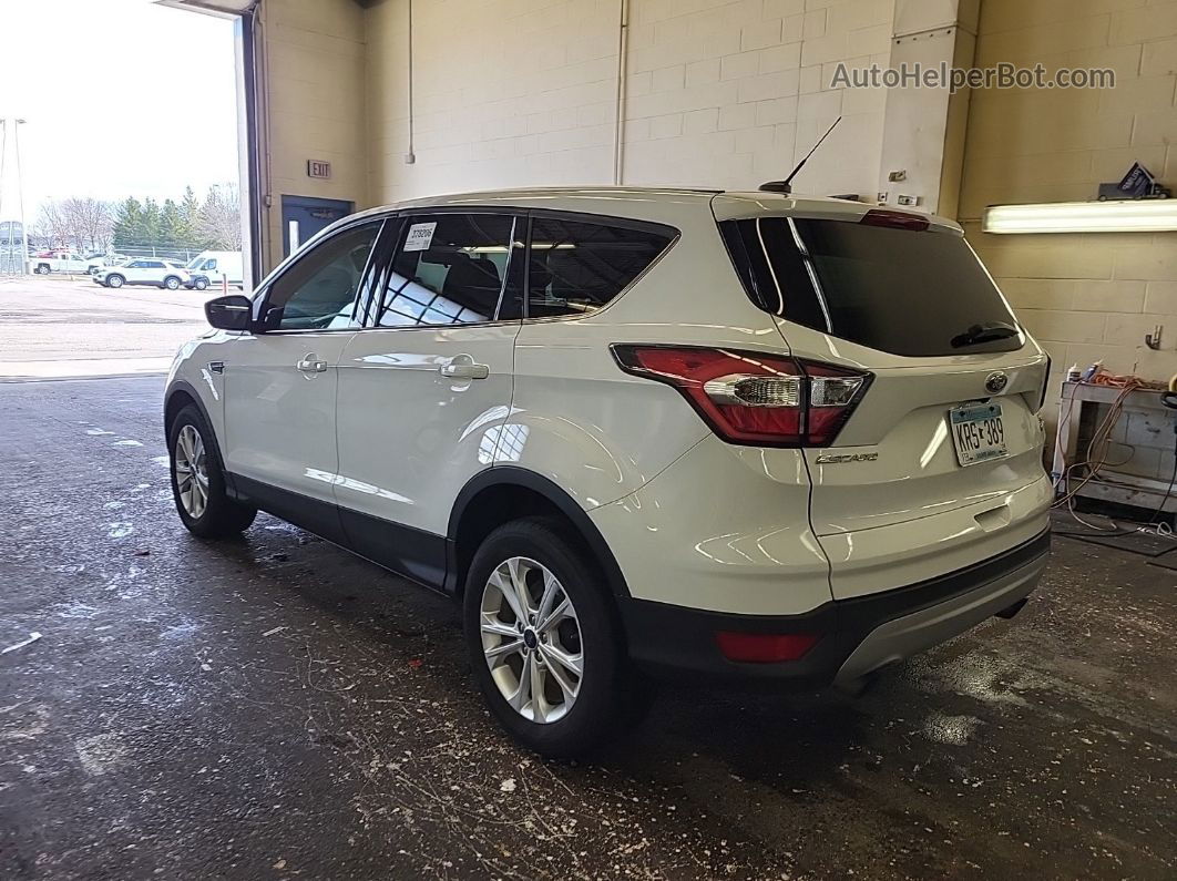 2017 Ford Escape Se vin: 1FMCU9GD4HUB03873