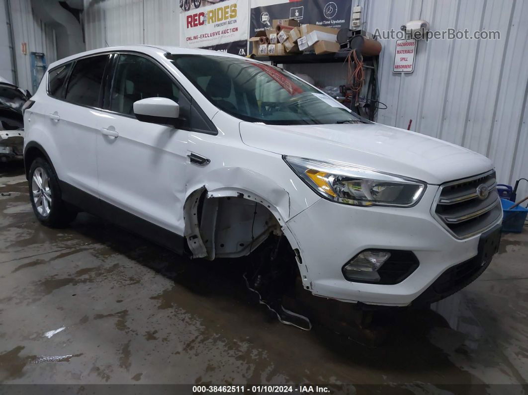 2017 Ford Escape Se White vin: 1FMCU9GD4HUB61899