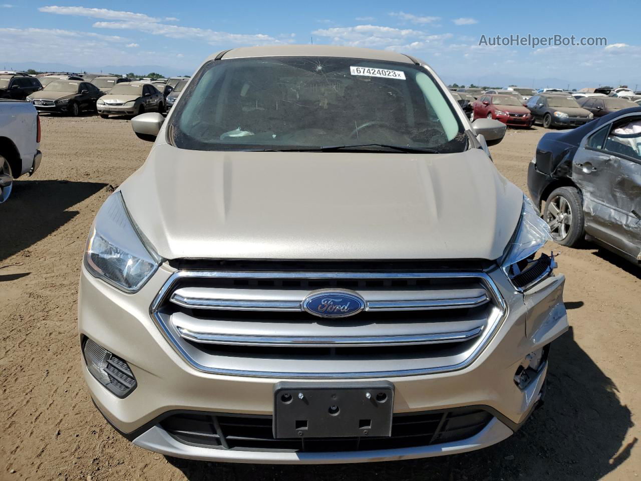 2017 Ford Escape Se Beige vin: 1FMCU9GD4HUC04721