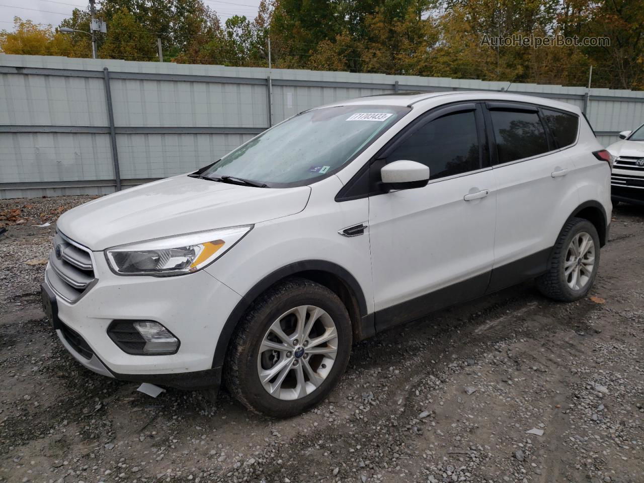 2017 Ford Escape Se White vin: 1FMCU9GD4HUE33030